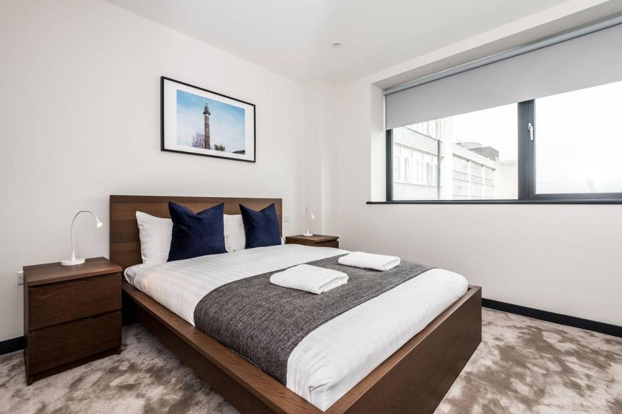 Waterfront Apartment With View Of Liver Building Liverpool Extérieur photo